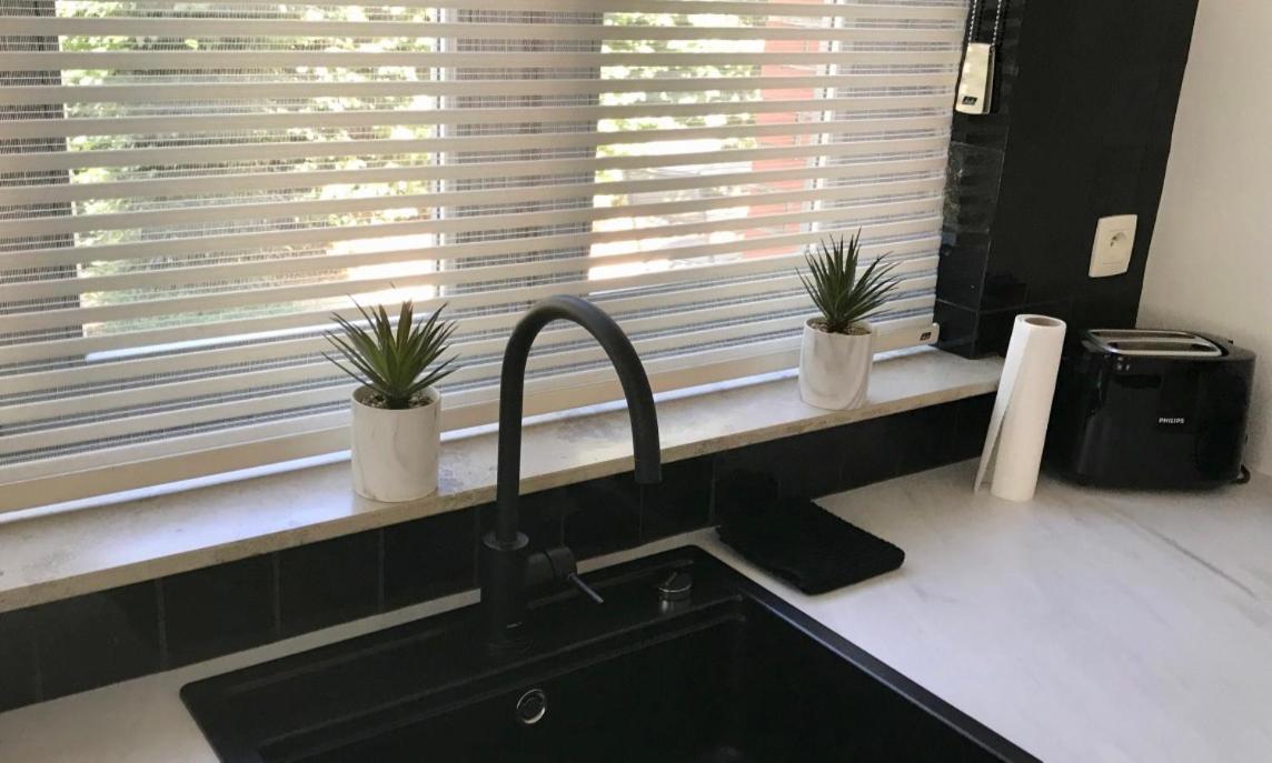 Quiet And Cosy Apartment Near The City Center Of Diest Buitenkant foto